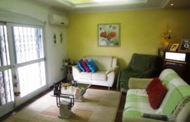 Imagem 3: Porto Alegre - Casa Padrão - Tristeza