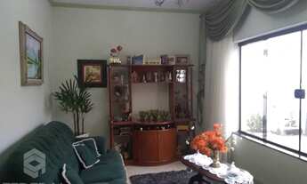 Imagem 2: Casa para Venda em Taubaté, Estiva, 4 dormitórios, 2 suítes, 4 banheiros, 2 vagas