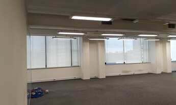 Imagem 5: Ponto comercial/Loja/Box para aluguel tem 375 metros quadrados com 6 quartos