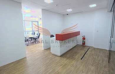 Imagem 6: Sala comercial mobiliada p/ locação em Alphaville com infraestrutura pronta para ocupação