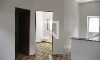 Imagem 3: Casa para Aluguel - Parque Maria Helena, 1 Quarto, 40 m2