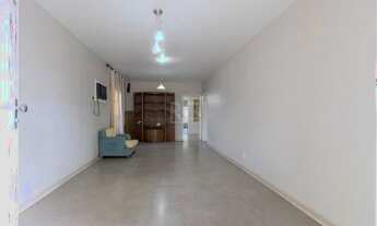 Imagem 4: Casa para Venda - 250m², 3 dormitórios, sendo 2 suites, 2 vagas - Teresópolis