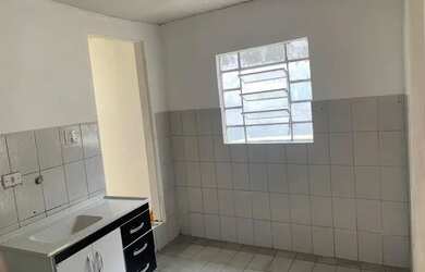 Imagem 5: Casa para Locação em São Paulo, Penha de França, 1 dormitório, 1 banheiro