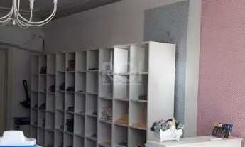 Imagem 2: Casa para Venda - 250m², 4 dormitórios, sendo 1 suites, 3 vagas - Menino Deus