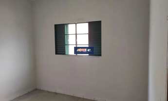 Imagem 2: ÓTIMA CASA 60M² COM 2 DORMITÓRIOS E 1 VAGA DE GARAGEM - JARDIM DIOGO