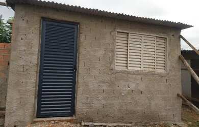 Imagem 2: Meio terreno área verde