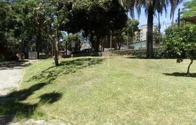 Imagem 2: Casa para Venda - 244m², 2 dormitórios, 4 vagas - Teresópolis