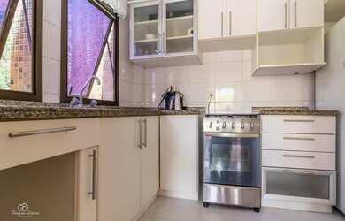 Imagem 16: Apartamento para venda possui 144 metros quadrados com 3 quartos em Auxiliadora - Porto Al