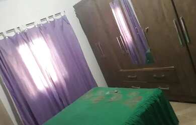 Imagem 3: Casa em rua bublica