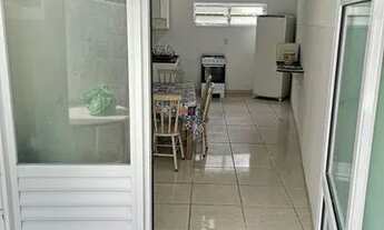 Imagem 4: Casa para venda tem 90 metros quadrados com 2 quartos em Praia de Fora - Palhoça - SC