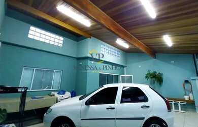 Imagem 2: Casa para Locação em Atibaia, Nova Atibaia, 2 dormitórios, 2 suítes, 2 banheiros, 2 vagas