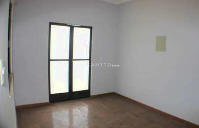 Imagem 7: Casa para venda possui 200 metros quadrados com 3 quartos em São Pedro - Juiz de Fora - MG