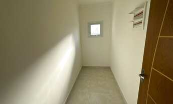 Imagem 2: Chácara Nova com vista para Represa em Igaratá/SP, com 3 Suítes, Piscina etc