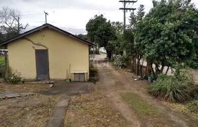 Imagem 2: Casa para Venda - 75m², 2 dormitórios, 4 vagas - Hípica