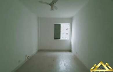 Imagem 2: 1 Dormitorio, reformado, predio fte mar - Milionarios - Sao Vicente