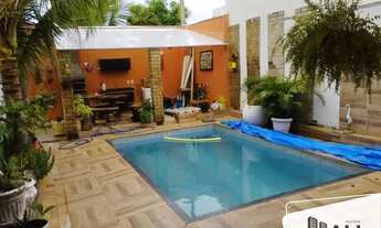 Imagem 1: Casa tipo Sobrado à Venda no Bairro Residencial das Américas com 3 Quartos por R$ 480.000