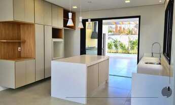 Imagem 2: Casa de condomínio para venda possui 371 metros quadrados com 3 quartos