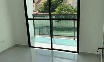 Imagem 5: Apartamento Triplex com 2 quartos, varanda, churrasqueira, próximo a avenida e parada de ô