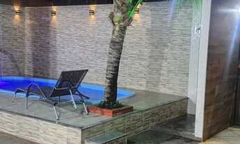 Imagem 3: Casa em Piúma com piscina