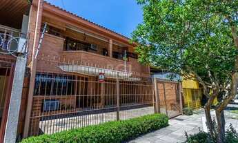 Imagem 2: Casa em Azenha Casa com 4 dormitórios