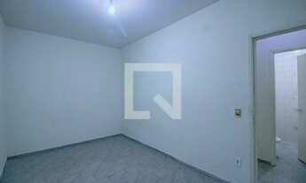 Imagem 6: Casa para Aluguel - Vila Curti, 2 Quartos, 80 m2