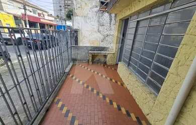 Imagem 4: Casa com 2 quartos, sala, cozinha, banheiro, 1 vaga de garagem