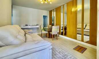 Imagem 3: Junto a praça Flávio e a poucos metros do mar!