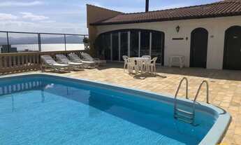 Imagem 2: Casa com 3 quartos, sendo 1suíte, com piscina, na Agronômica/Florianópolis