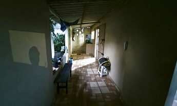 Imagem 2: Vê do casa 2 quartos mais uma meia água 1 quarto