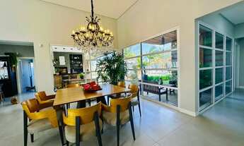 Imagem 7: Casa padrão condomínio em bairro nobre