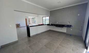 Imagem 2: Casa térrea à venda e locação no Condomínio Saint Charbel em Araçoiaba da Serra - SP