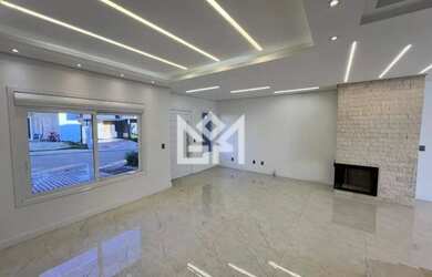 Imagem 7: Casa Nova em Condomínio Nobre com Infraestrutura Completa e Acesso Facilitado