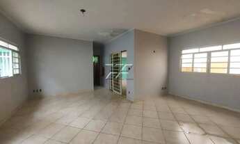 Imagem 2: Casa à venda com 3 dormitórios no Estádio