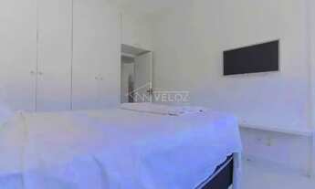 Imagem 2: Apartamento - / Residencial / Glória