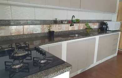 Imagem 2: VENDO CASA Casa com 3 dormitórios