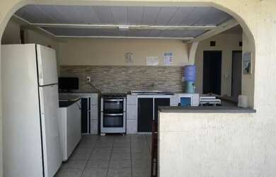 Imagem 2: Apartamento com 03 suítes, 01 reversível, 2 vagas carro, semi mobiliado