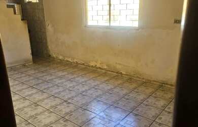 Imagem 6: VENDO CASA PRÓXIMO A PRAÇA DA BÍBLIA