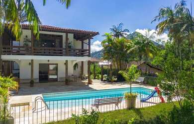 Imagem 3: Casa com 6 quartos em condomínio no Comary, Teresópolis/RJ