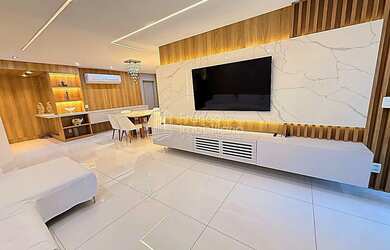 Imagem 7: Apartamento para venda possui 200 metros quadrados com 4 quartos em Icaraí - Niterói - RJ