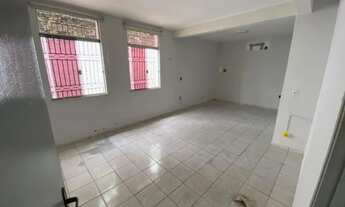 Imagem 3: Isaías Imóveis Aluga Casa Comercial na Cohama - Próximo ao Mateus Supermercados