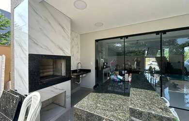 Imagem 4: Casa Duplex no Morada dos Passaros com 4 suítes, 2 com varanda/Espaço gourmet/Piscina com