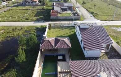 Imagem 2: Casa com Piscina e mobiliada, Brilhamares 800m da Beira Mar