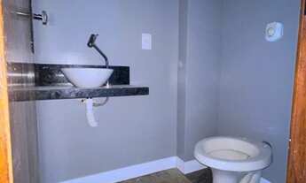 Imagem 6: Sala comercial na Estrada do Galeão em prédio com estacionamento rotativo