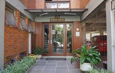 Imagem 2: Porto Alegre - Apartamento Padrão - Jardim Botânico