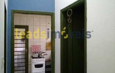 Imagem 2: Casa para Venda em Ribeirão Preto, Campos Elíseos, 2 dormitórios, 1 banheiro, 1 vaga