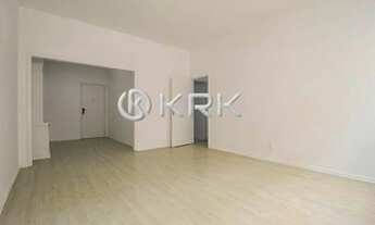 Imagem 4: Apartamento para Venda em Rio de Janeiro, Leblon, 3 dormitórios, 1 banheiro, 1 vaga