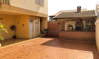 Imagem 4: Casa com 4 dormitórios / 1 suíte - 335m² - A venda por R$1.200.000,00 - Jardim Califórnia