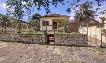 Imagem: Porto Alegre - Casa Padrão - Guarujá