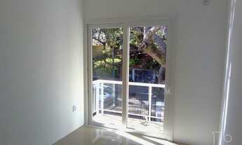 Imagem 1: Porto Alegre - Casa Padrão - Guarujá