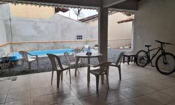 Imagem 2: Casa Linda Com Piscina no Centro de Balneário Piçarras